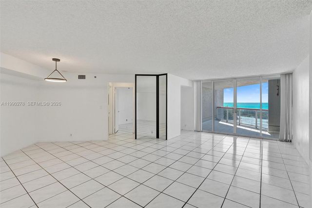 6767 Collins Ave 304, Miami Beach, FL 33141