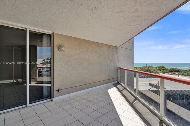 6767 Collins Ave 304, Miami Beach, FL 33141