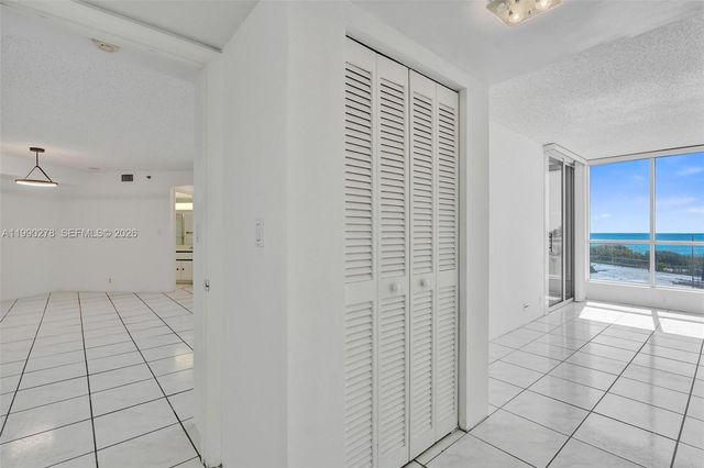 6767 Collins Ave 304, Miami Beach, FL 33141