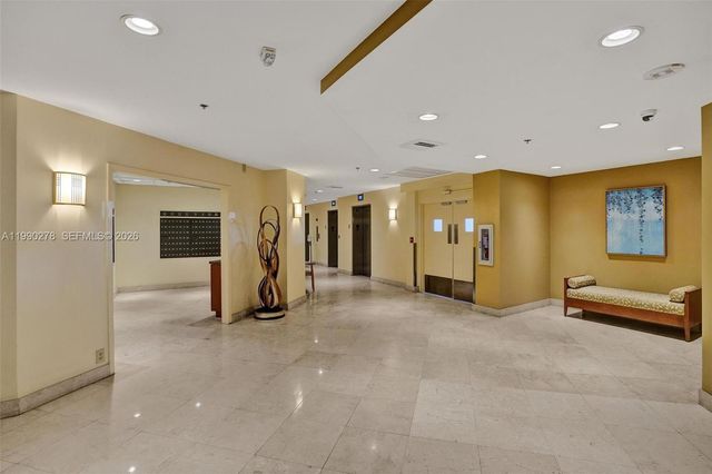 6767 Collins Ave 304, Miami Beach, FL 33141