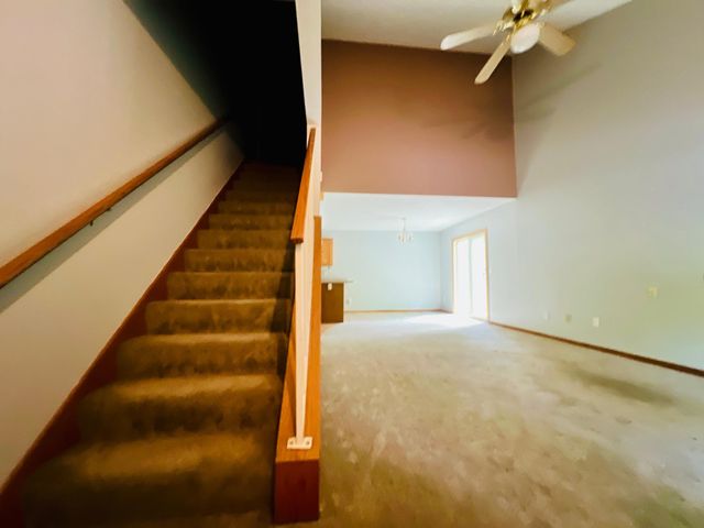 15256 Lesley Lane, Eden Prairie, MN 55346