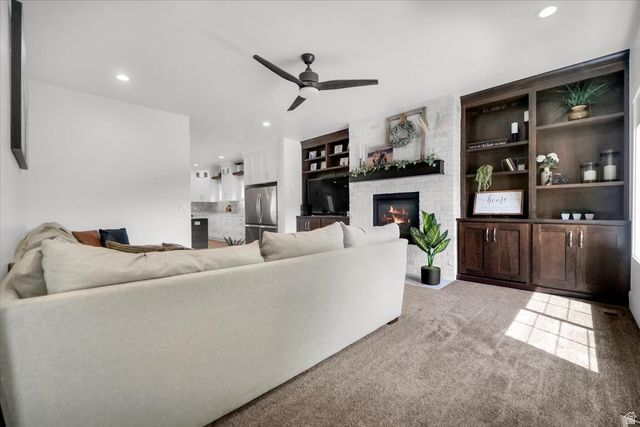 266 S 300 W, Mt Pleasant, UT 84647