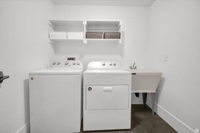 266 S 300 W, Mt Pleasant, UT 84647