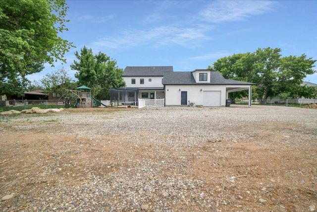 266 S 300 W, Mt Pleasant, UT 84647