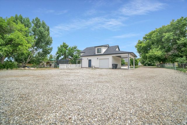 266 S 300 W, Mt Pleasant, UT 84647