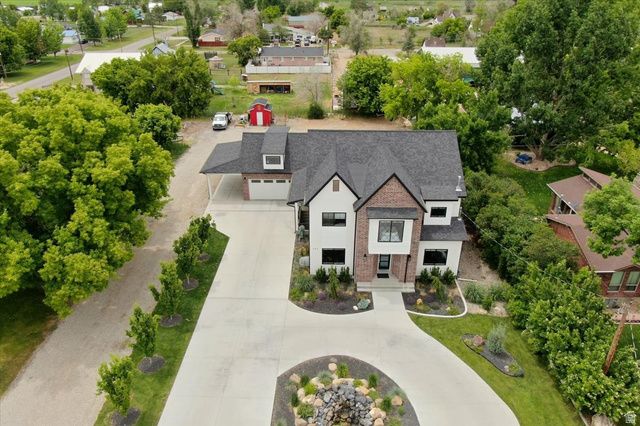 266 S 300 W, Mt Pleasant, UT 84647