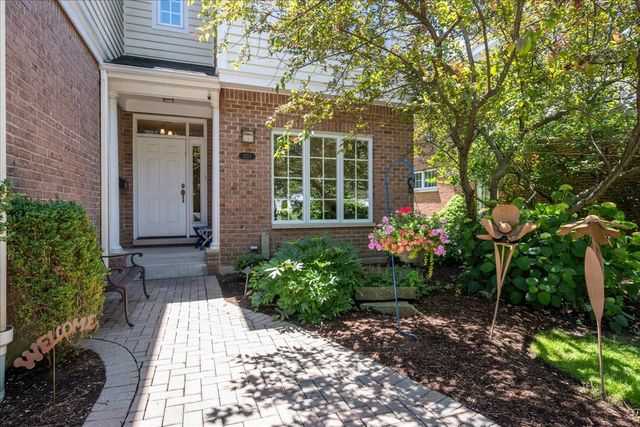 2211 Schiller Avenue, Wilmette, IL 60091