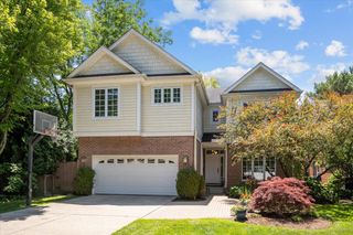 2211 Schiller Avenue, Wilmette, IL 60091