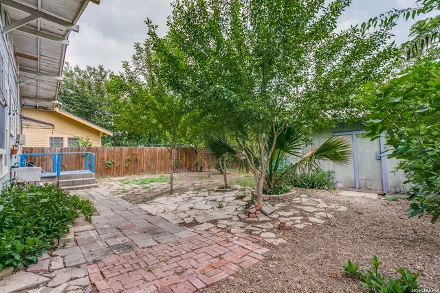 521 Kayton, San Antonio, TX 78210