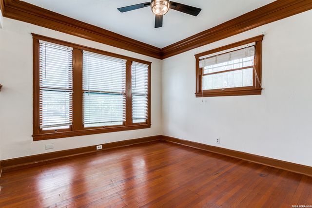 521 Kayton, San Antonio, TX 78210