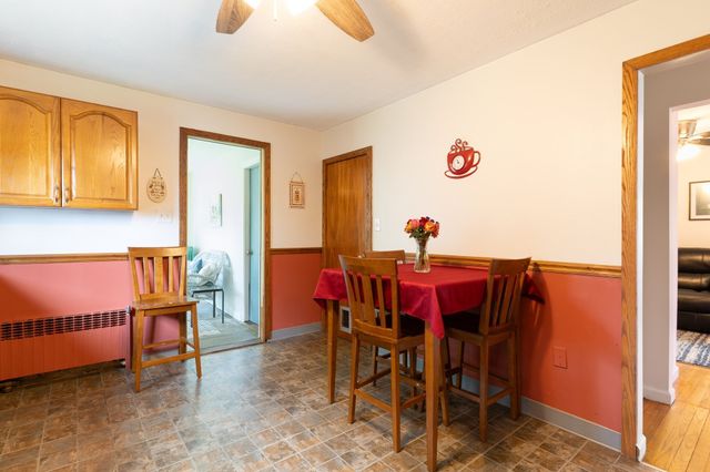 15 Maple Ter, Palmer, MA 01080