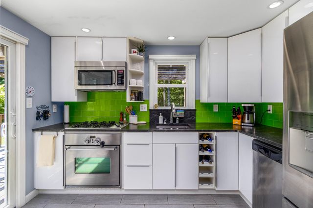 23 Baird Way, Centerville, MA 02632