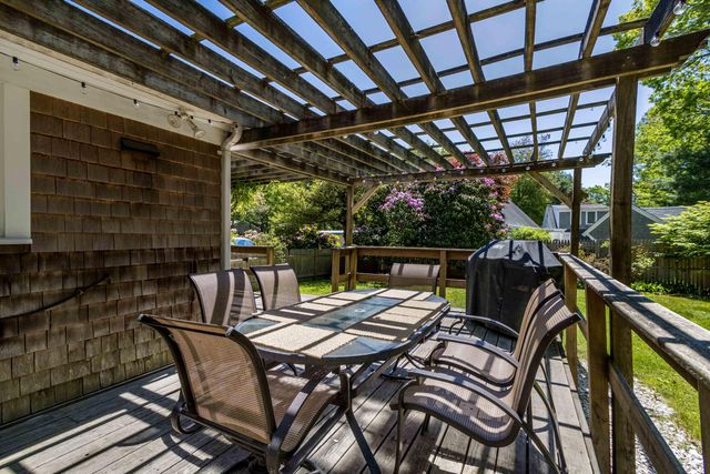 23 Baird Way, Centerville, MA 02632
