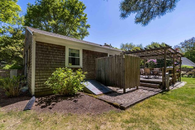 23 Baird Way, Centerville, MA 02632