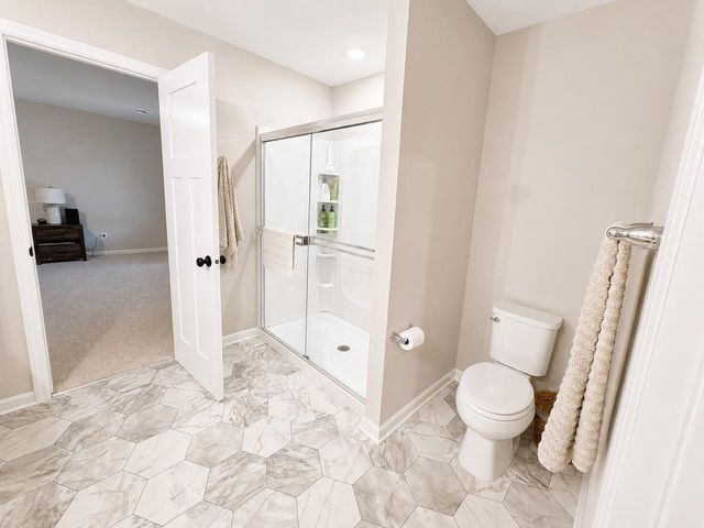 1092 Annacotte Lane, Rosemount, MN 55068