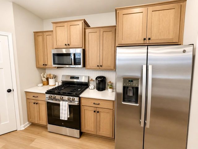 1092 Annacotte Lane, Rosemount, MN 55068