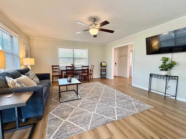 500 Burchwood Bay Road, Hot Springs, AR 71913