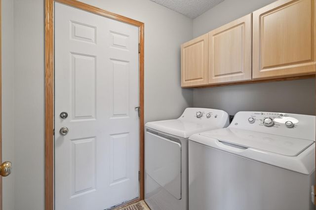 388 Brickyard Drive, Chaska, MN 55318