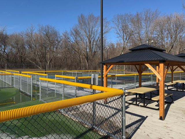 388 Brickyard Drive, Chaska, MN 55318