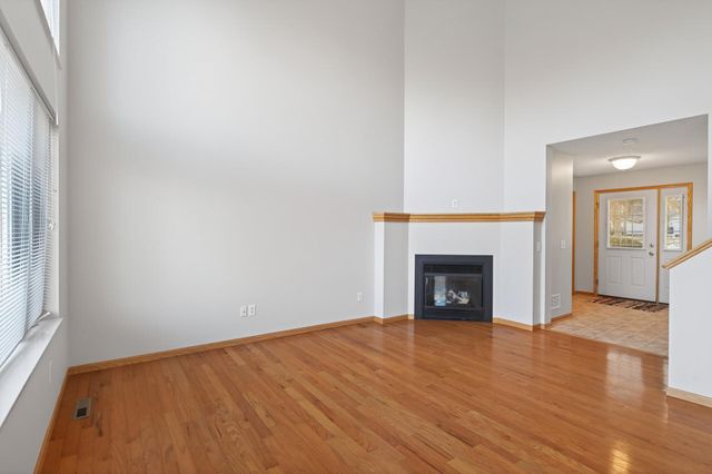 388 Brickyard Drive, Chaska, MN 55318