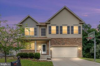 890 SHADOWS DR, Front Royal, VA 22630