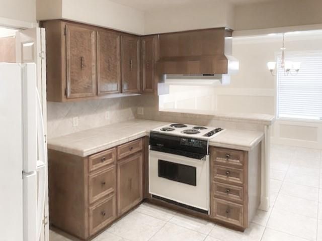 86 Champions CIR, Wimberley, TX 78676