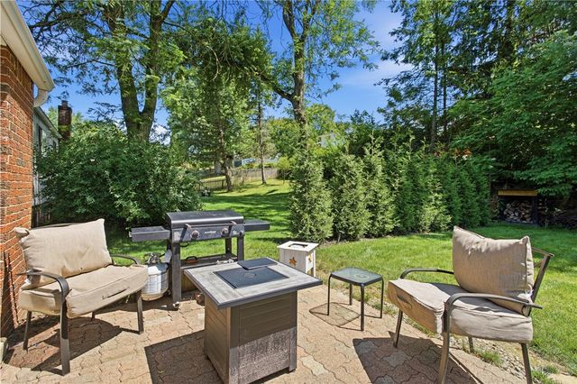 645 Carnival Dr, Plum Boro, PA 15239