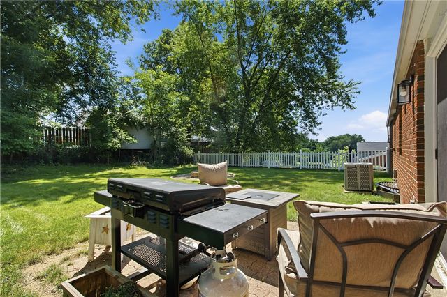 645 Carnival Dr, Plum Boro, PA 15239