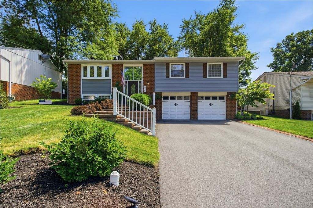 645 Carnival Dr, Plum Boro, PA 15239