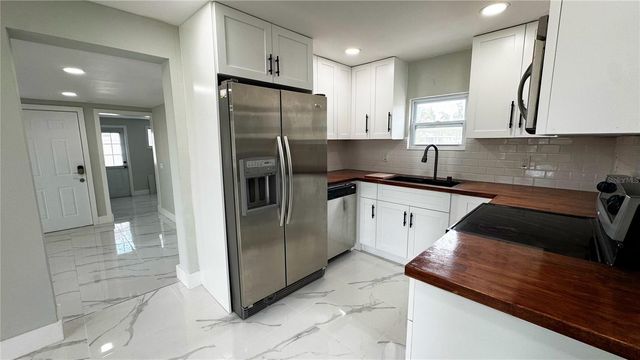 130 VIRGINIA COURT, Englewood, FL 34223