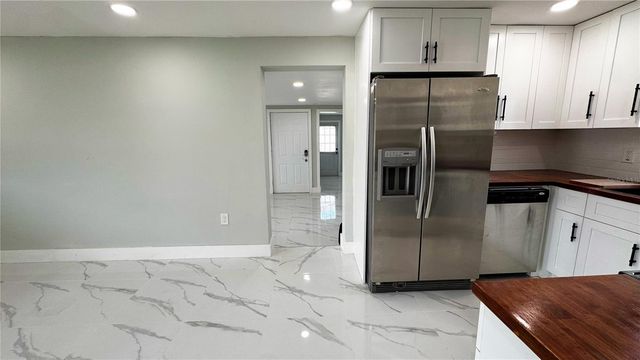 130 VIRGINIA COURT, Englewood, FL 34223