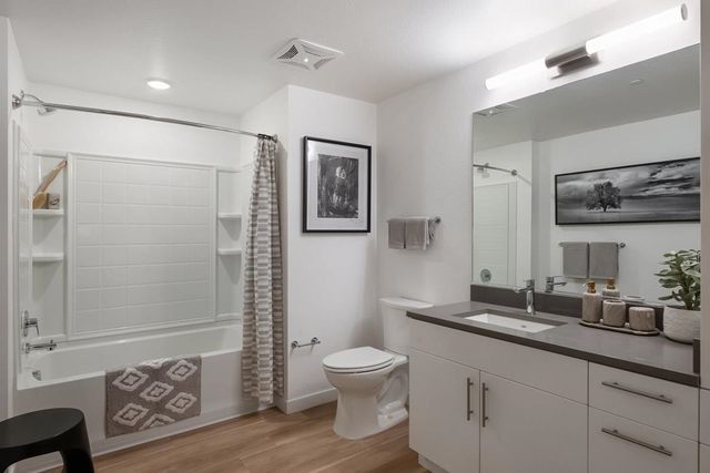 260 Brooklyn Basin Way 414, Oakland, CA 94606