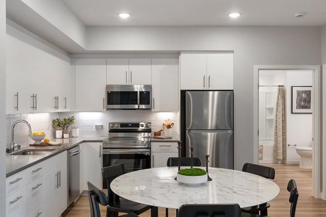 260 Brooklyn Basin Way 414, Oakland, CA 94606