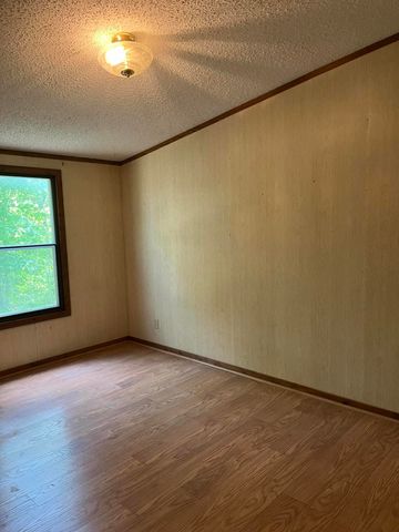 98 Anthony Road, Pineville, MO 64856