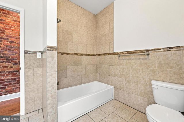 1027 S 50TH ST, Philadelphia, PA 19143