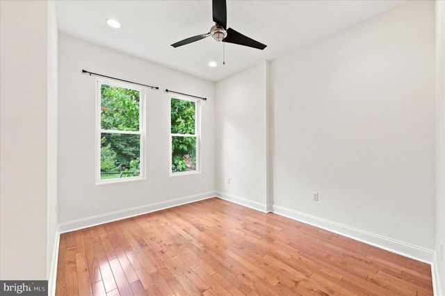 1027 S 50TH ST, Philadelphia, PA 19143