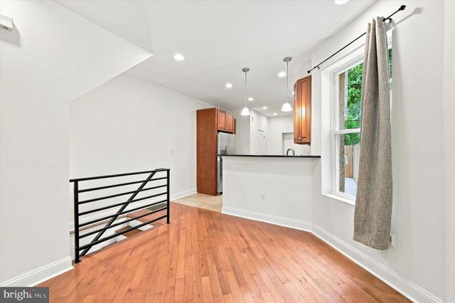 1027 S 50TH ST, Philadelphia, PA 19143