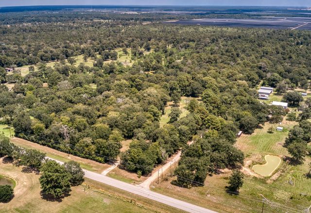 2160 Bowler Road, Waller, TX 77484