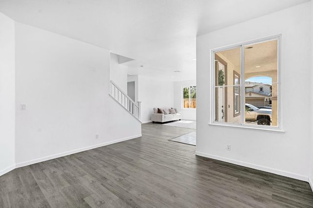 5306 E Tower Avenue, Fresno, CA 93725
