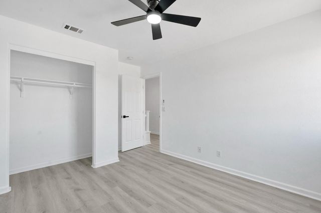 5306 E Tower Avenue, Fresno, CA 93725