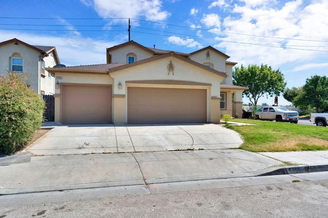 5306 E Tower Avenue, Fresno, CA 93725