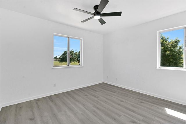 5306 E Tower Avenue, Fresno, CA 93725