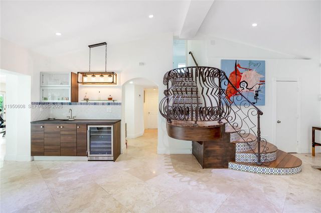 12515 Palm Rd, North Miami, FL 33181