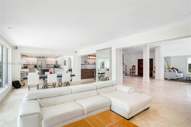 12515 Palm Rd, North Miami, FL 33181