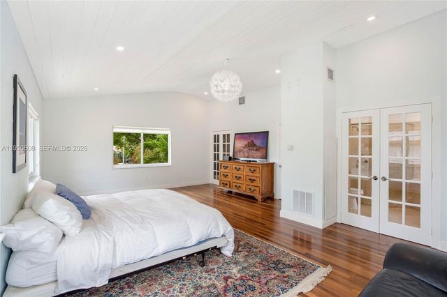 12515 Palm Rd, North Miami, FL 33181