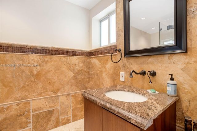 12515 Palm Rd, North Miami, FL 33181