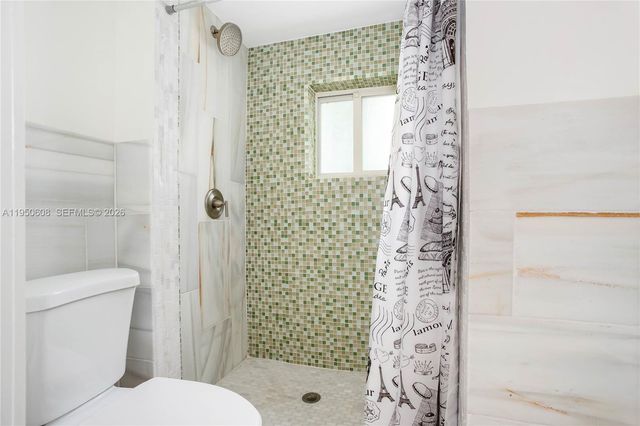 12515 Palm Rd, North Miami, FL 33181