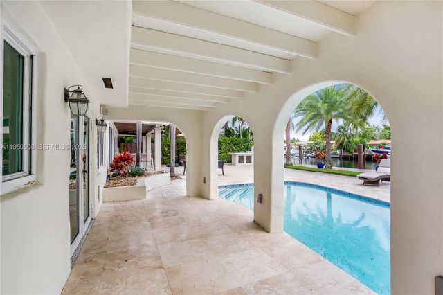 12515 Palm Rd, North Miami, FL 33181