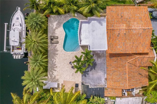 12515 Palm Rd, North Miami, FL 33181