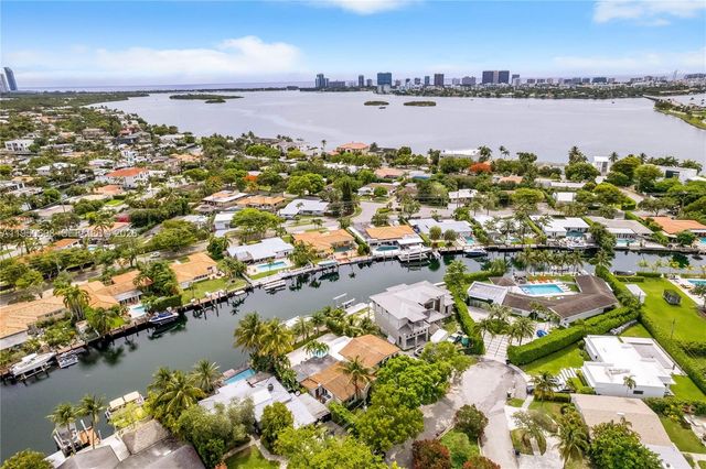 12515 Palm Rd, North Miami, FL 33181